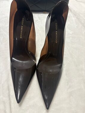 Good American Black Patent Pointed-Toe Pumps